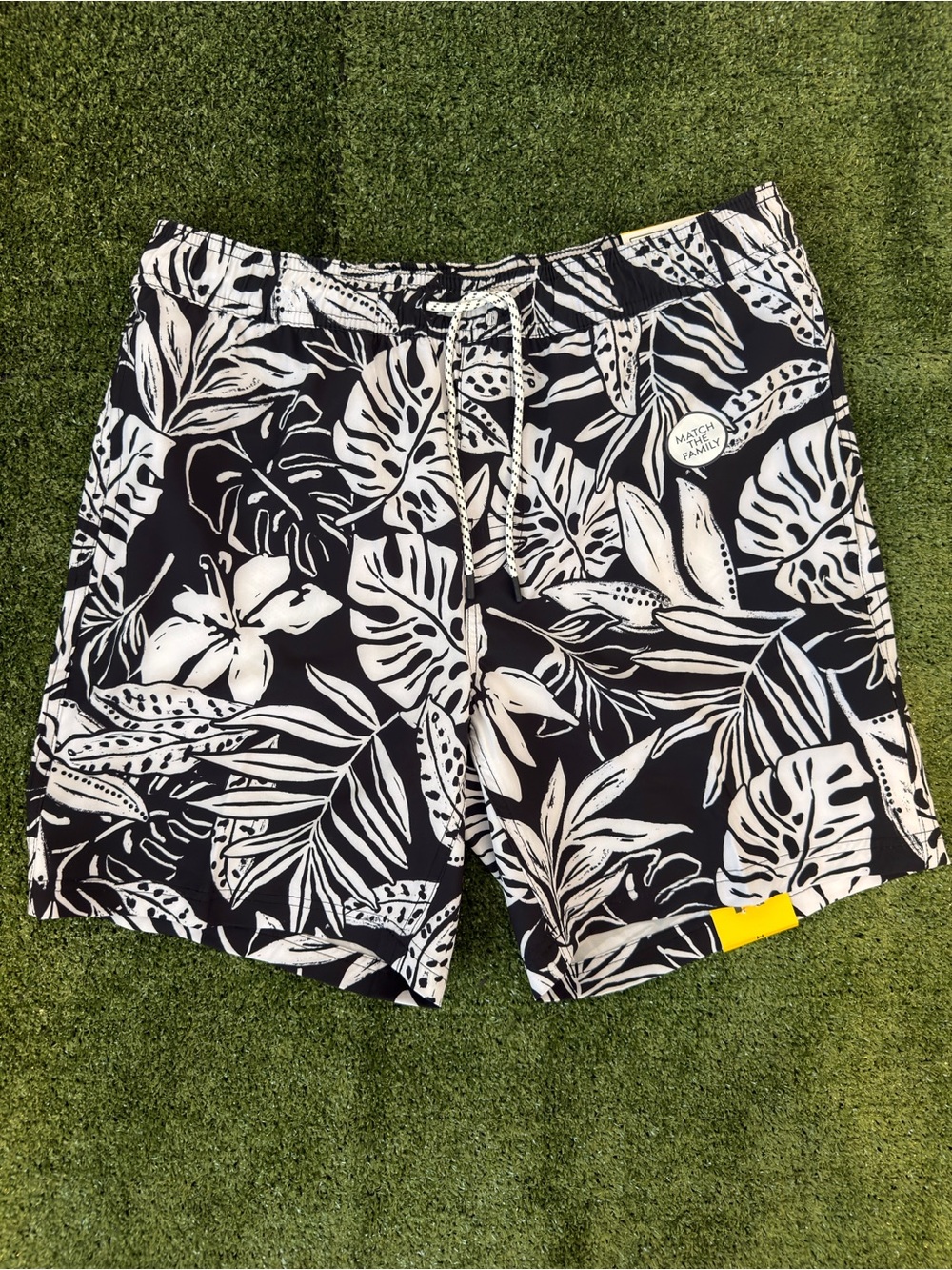 Men's Black & White Tropical Print Swim Board Shorts